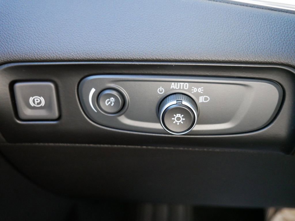 Used 2018 Buick Enclave Premium w/ Experience Buick Package image 22