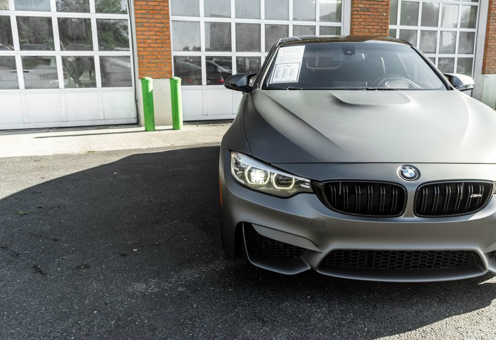 Used 2018 BMW M4 Coupe RWD image 32