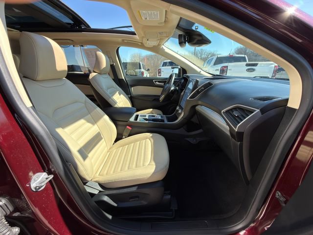 Used 2022 Ford Edge SEL w/ Convenience Package image 9