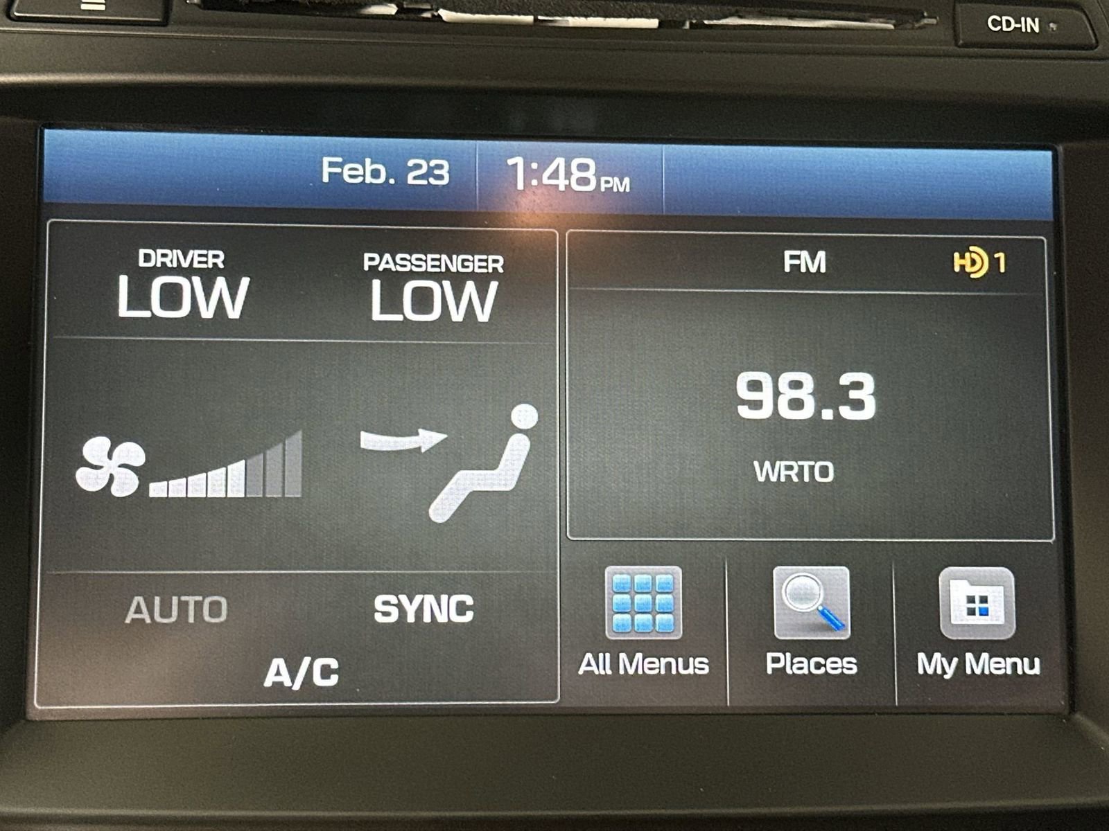 Used 2017 Hyundai Santa Fe Sport FWD image 16