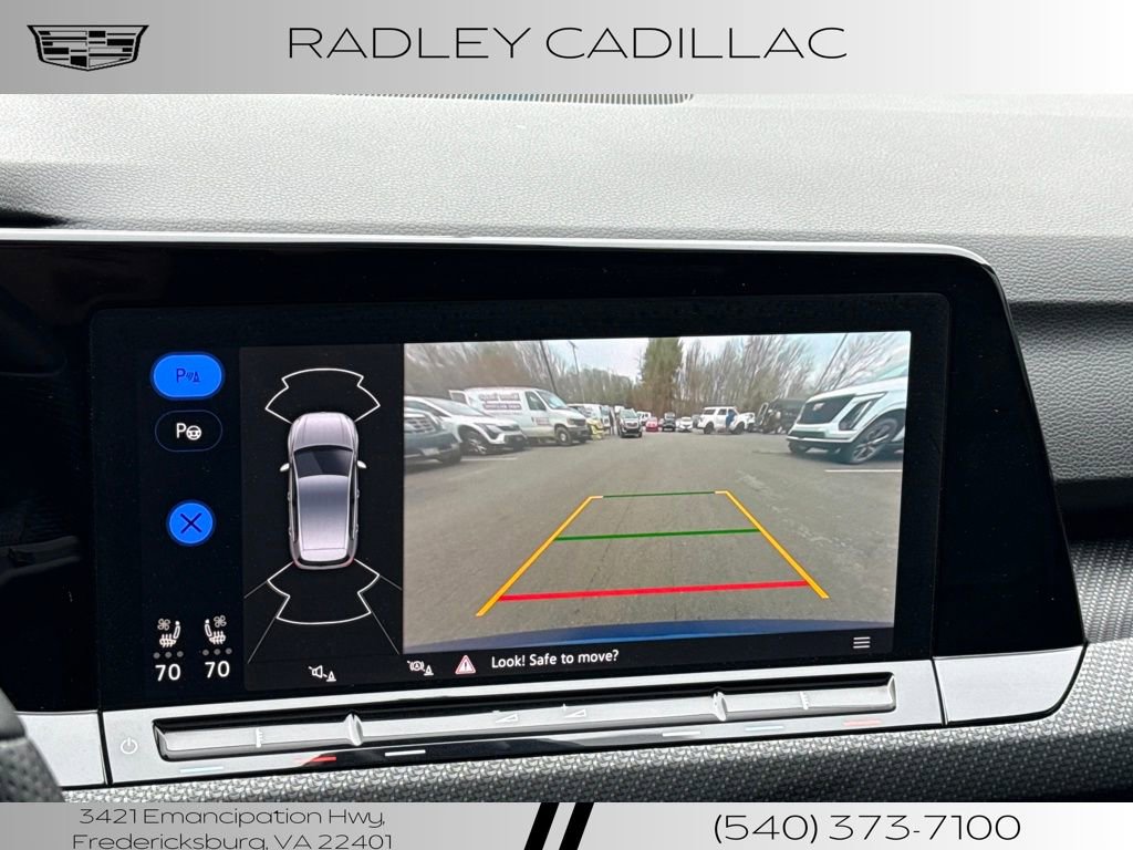 Used 2024 Volkswagen Golf R image 9