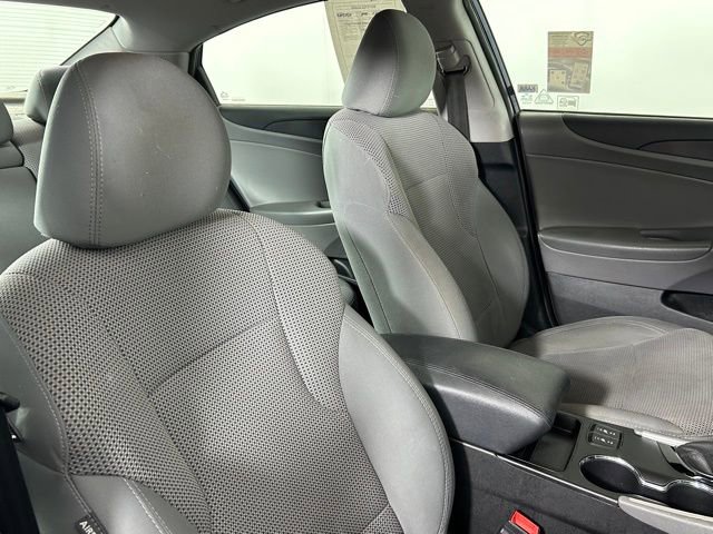 Used 2013 Hyundai Sonata GLS w/ Popular Equipment Pkg image 19
