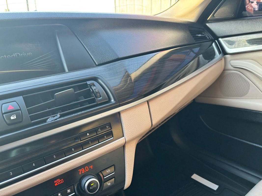 Used 2013 BMW 528i xDrive Sedan AWD/4WD image 19