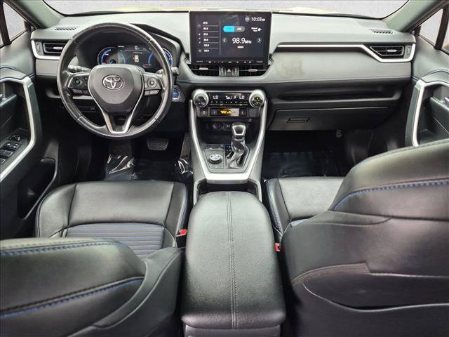 Used 2019 Toyota RAV4 XSE w/ Carpet Mat Package AWD/4WD image 17