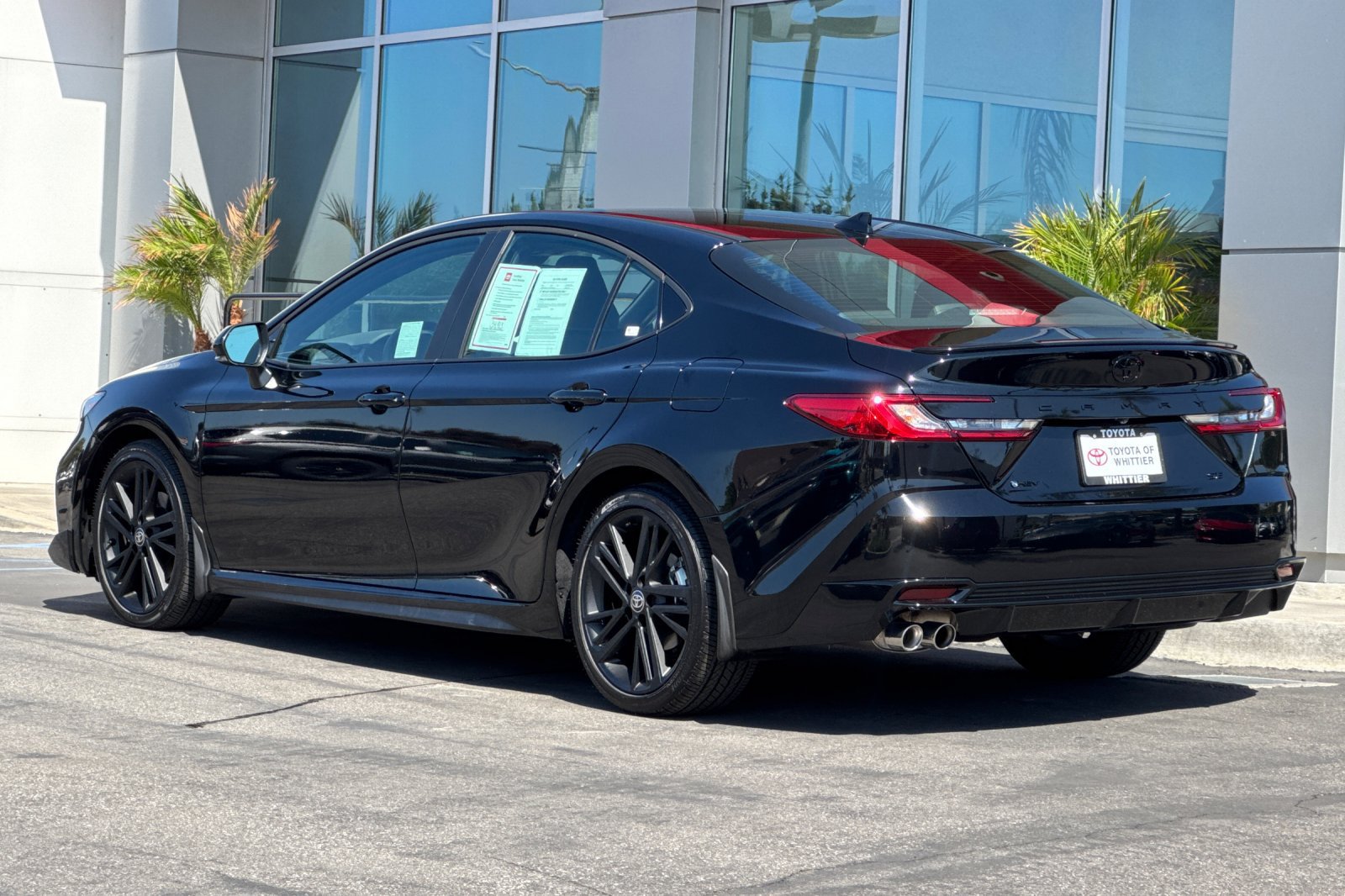 Used 2026 Toyota Camry Hybrid FWD image 8