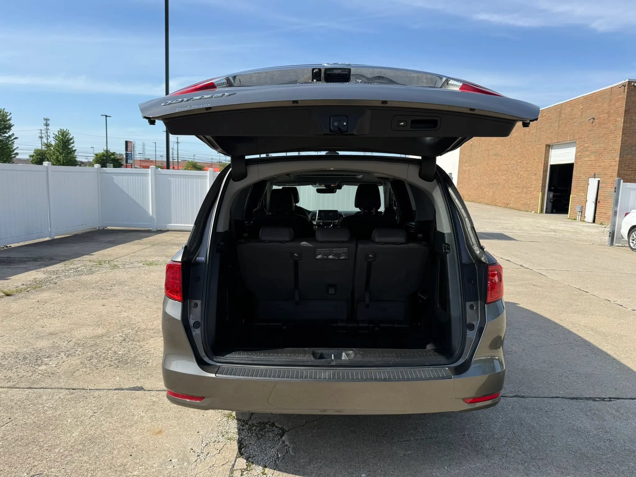 Used 2019 Honda Odyssey EX-L image 12