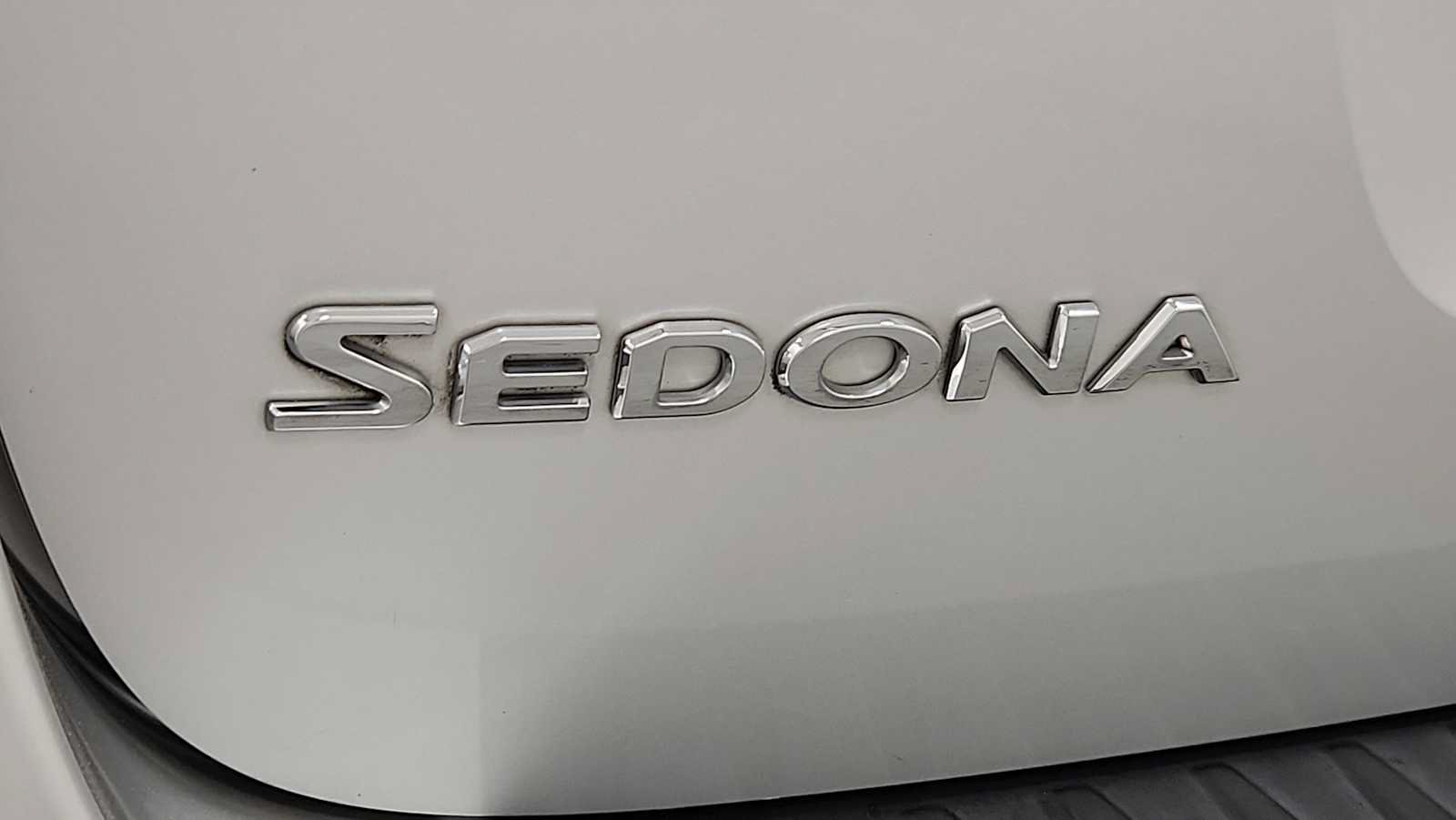 Used 2019 Kia Sedona L FWD image 28
