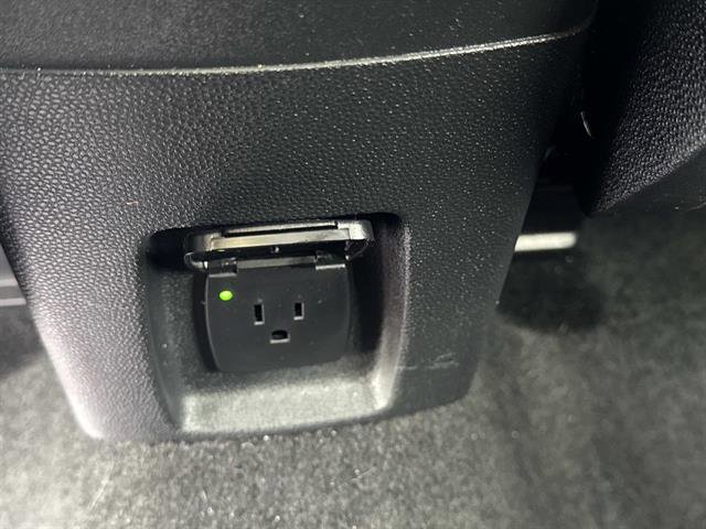 Used 2021 Ford EcoSport SE w/ SE Convenience Package image 13