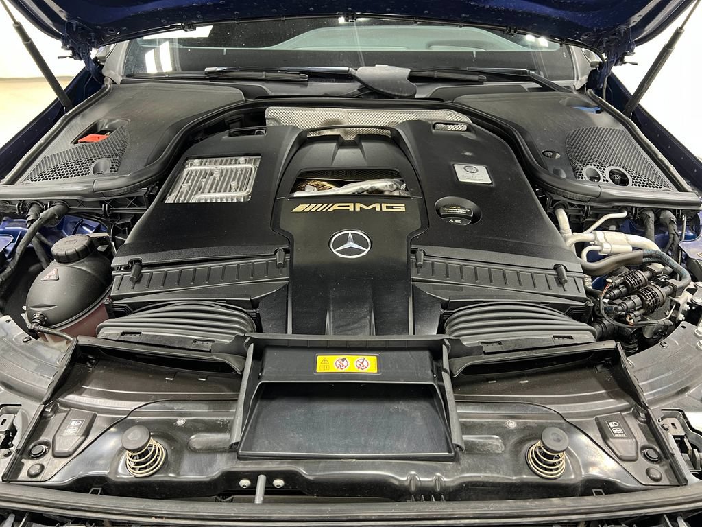 Used 2021 Mercedes-Benz AMG GT 63 image 28