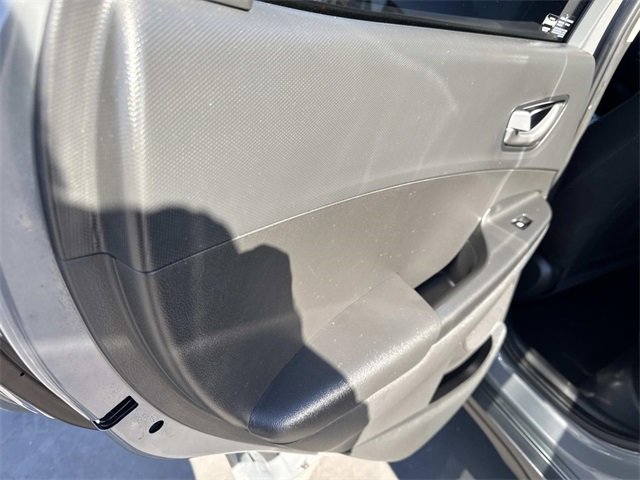 Used 2023 Hyundai Kona SE image 32