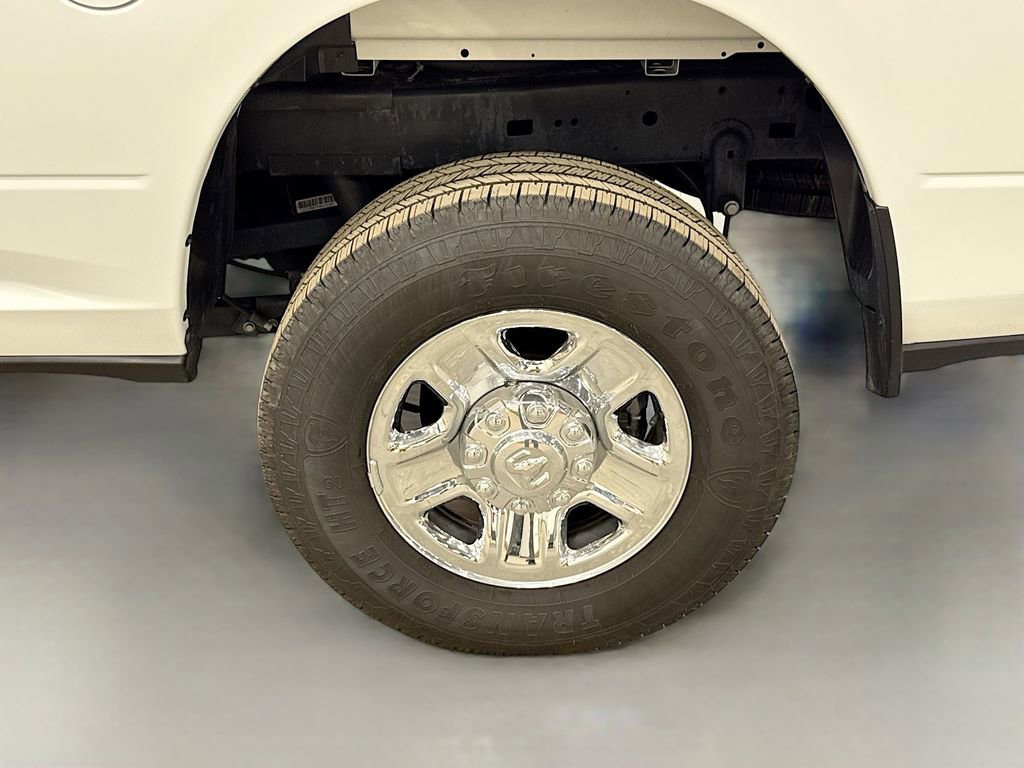 Used 2024 RAM 2500 Tradesman w/ Chrome Appearance Group image 30