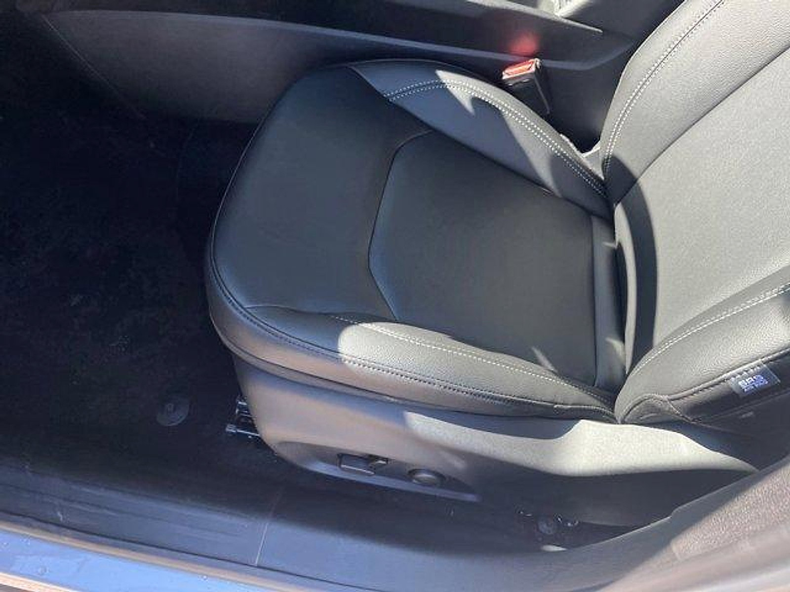 New 2026 Jeep Compass Limited image 10