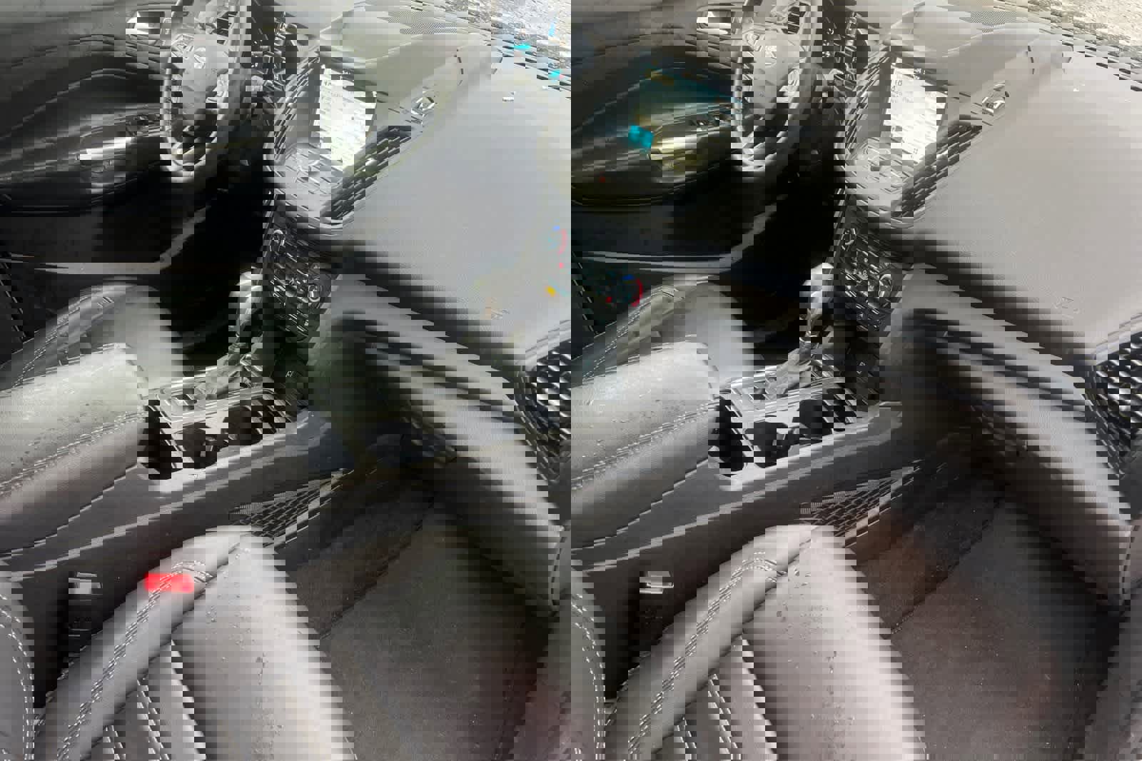 Used 2019 Ford Escape SEL image 17