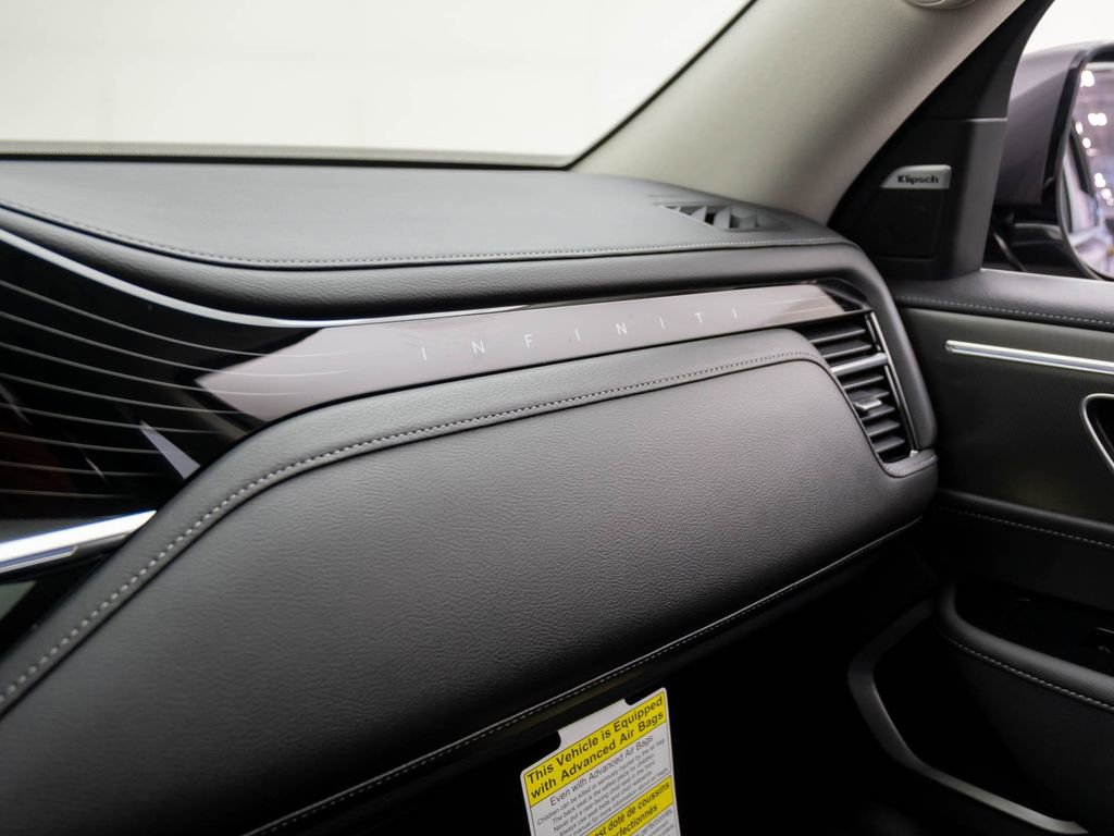 New 2026 INFINITI QX80 Luxe w/ Cargo Package image 28