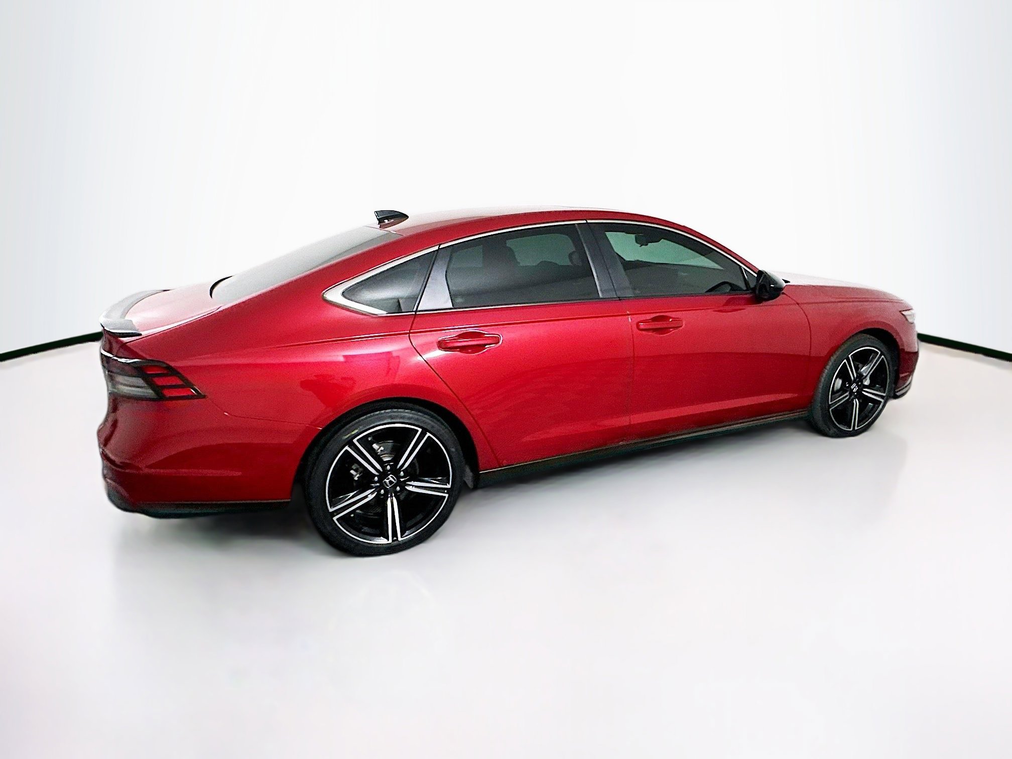 Used 2024 Honda Accord Sport image 10