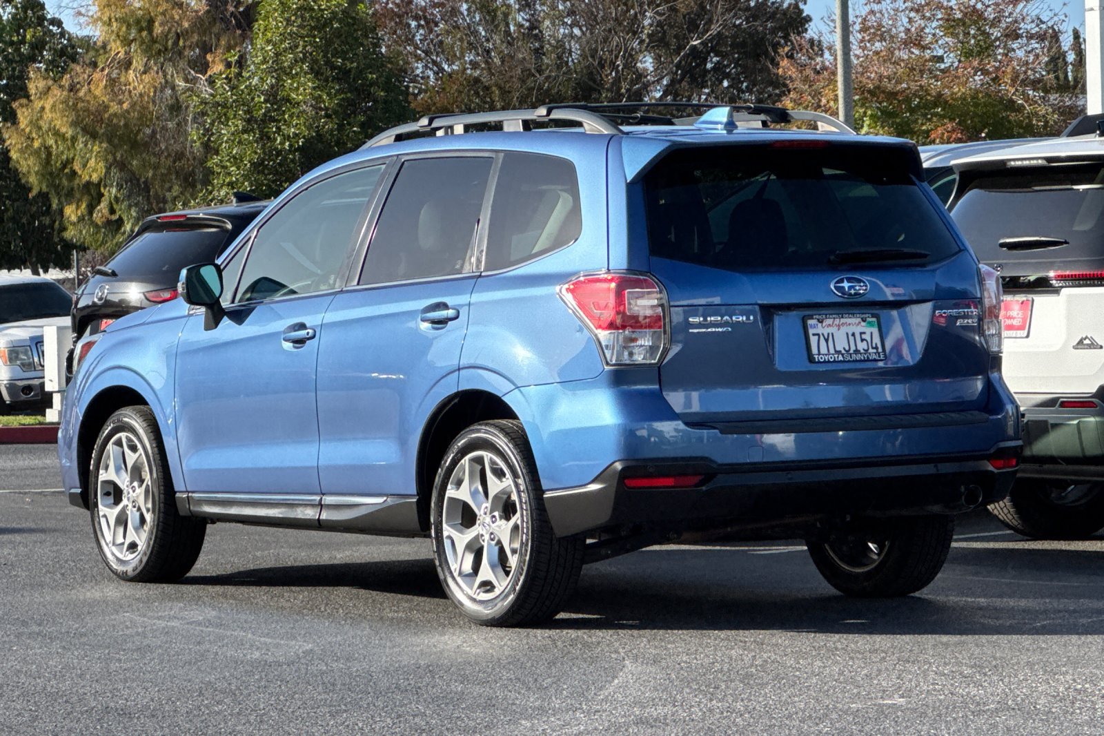 Used 2017 Subaru Forester 2.5i Touring AWD/4WD image 4