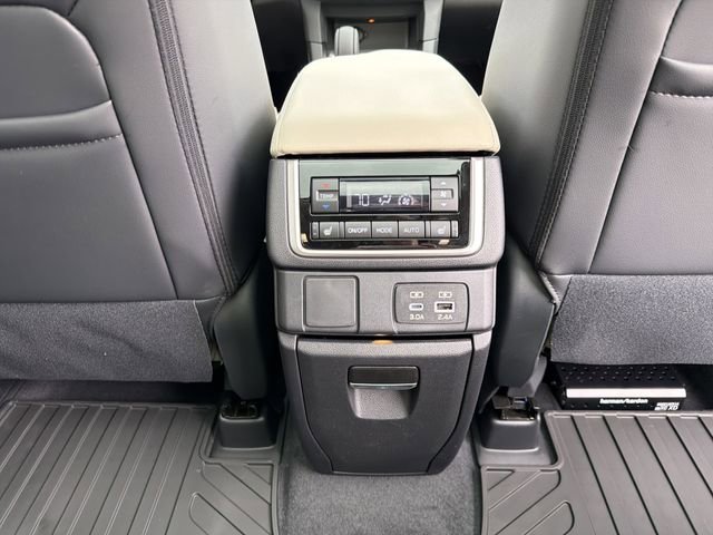 New 2026 Subaru Ascent Limited image 25
