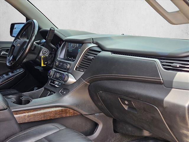 Used 2018 Chevrolet Suburban LT RWD image 21