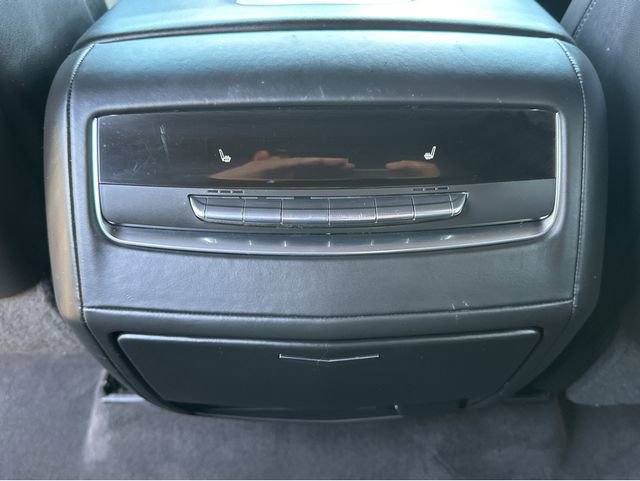 Certified 2022 Cadillac Escalade Sport Platinum RWD image 8