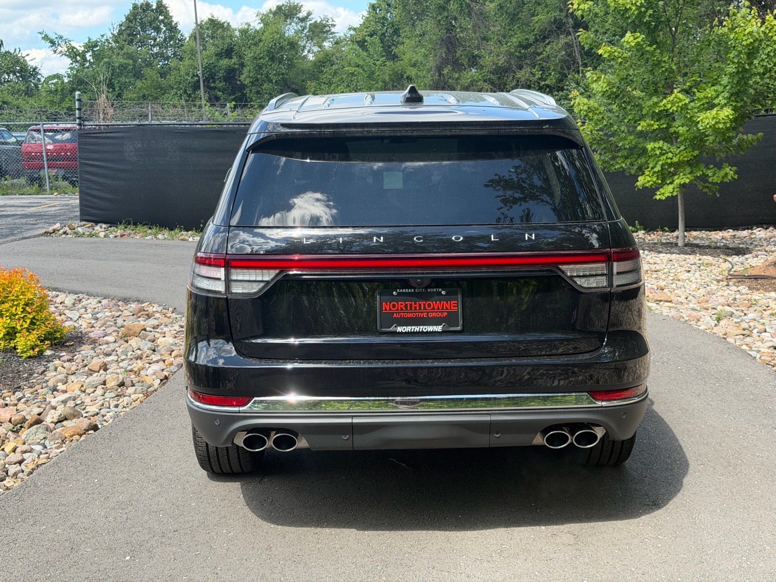 New 2026 Lincoln Aviator Reserve AWD/4WD image 4