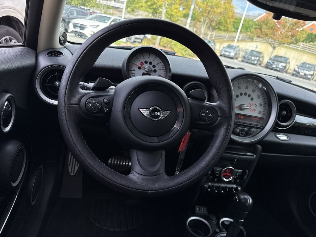 Used 2013 MINI Cooper S image 11