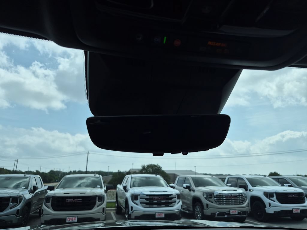 Certified 2026 Cadillac Escalade Platinum Sport w/ LPO, Floor Liner Package AWD/4WD image 34