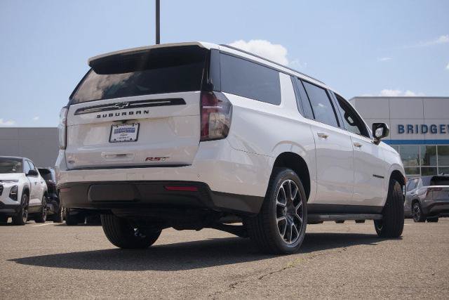 Used 2023 Chevrolet Suburban RST AWD/4WD image 11