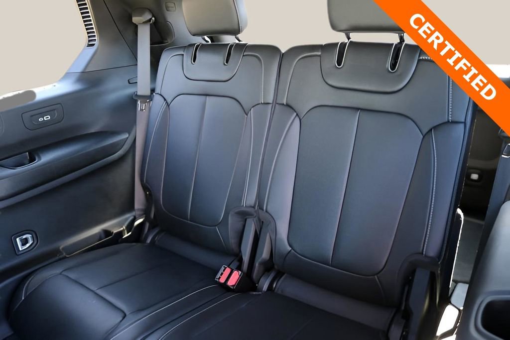 Used 2024 Jeep Grand Cherokee L Limited w/ Trailer Tow Package image 15