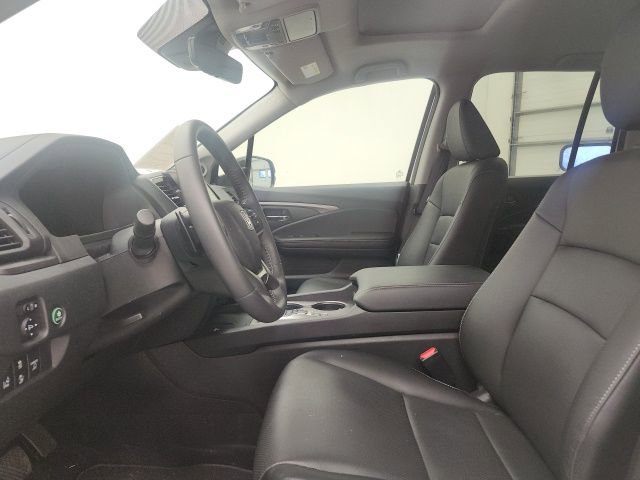 Used 2025 Honda Ridgeline RTL image 15