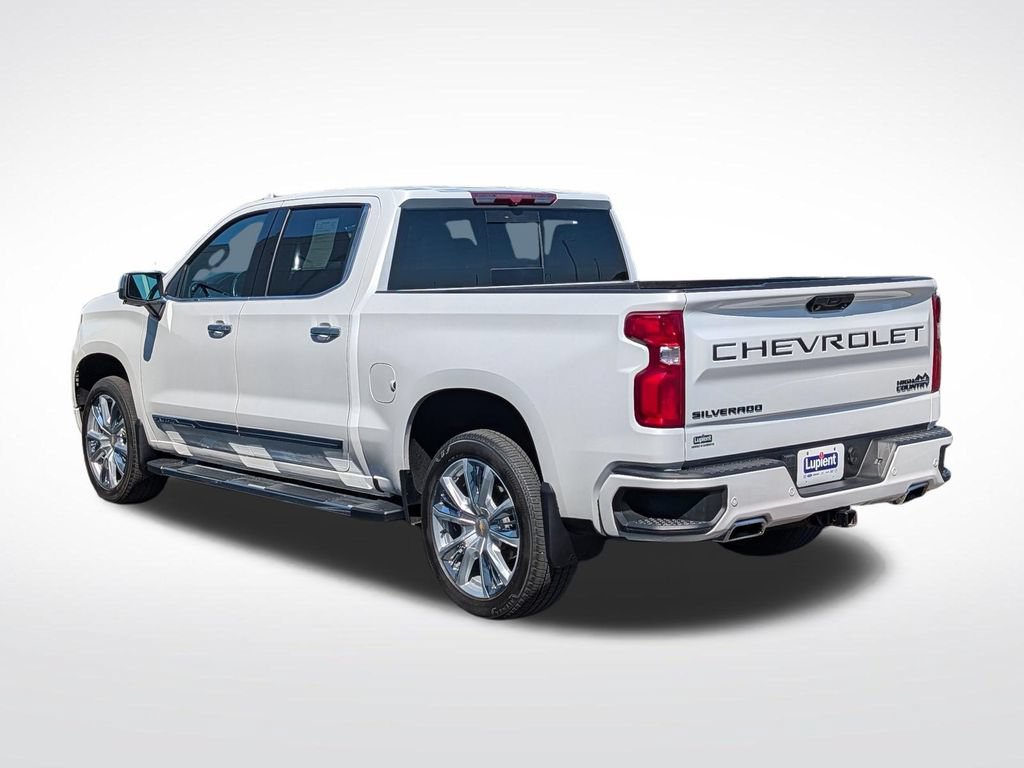 Used 2023 Chevrolet Silverado 1500 High Country w/ High Country Premium Package AWD/4WD image 9
