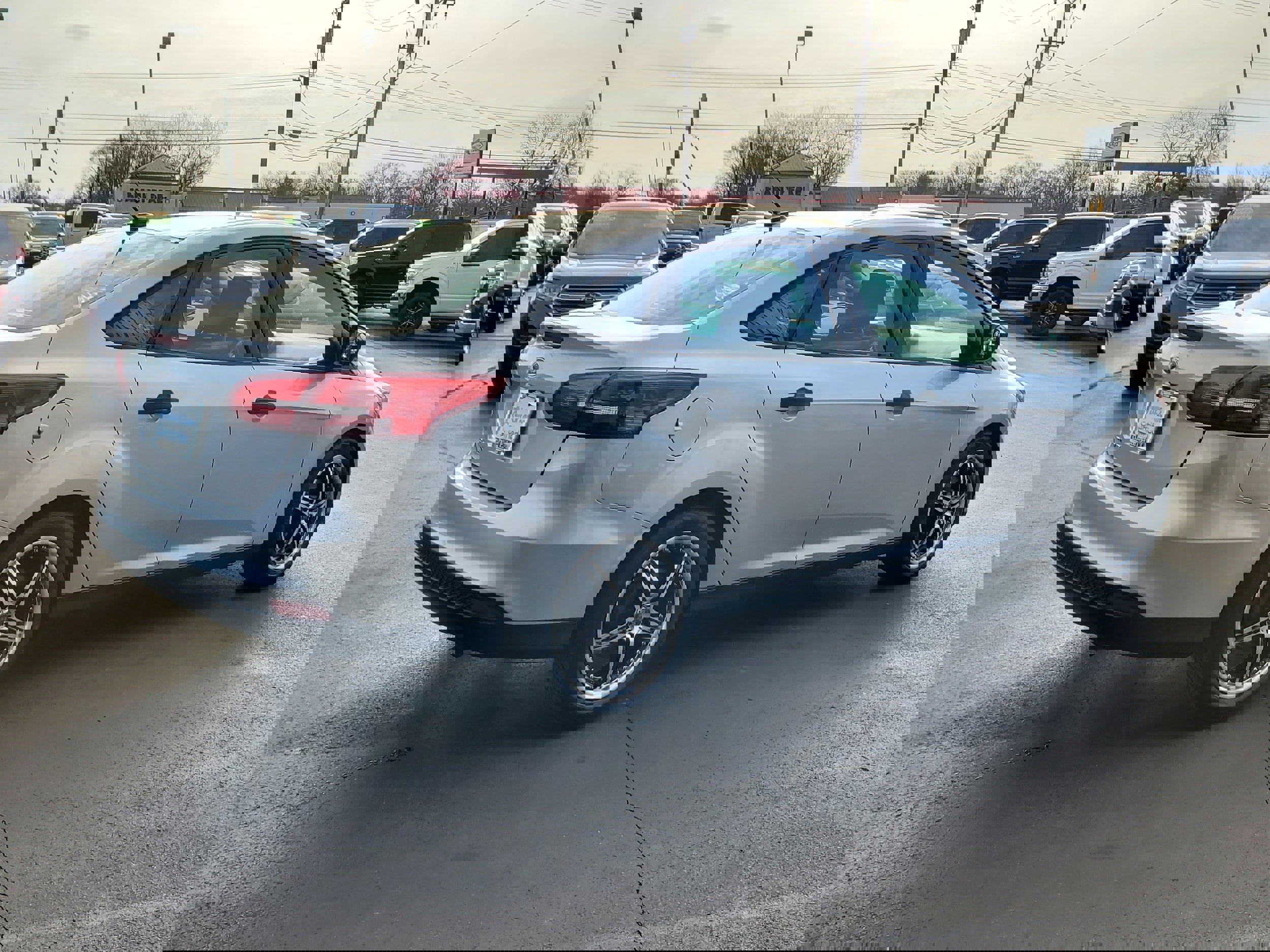 Used 2017 Ford Focus S image 4