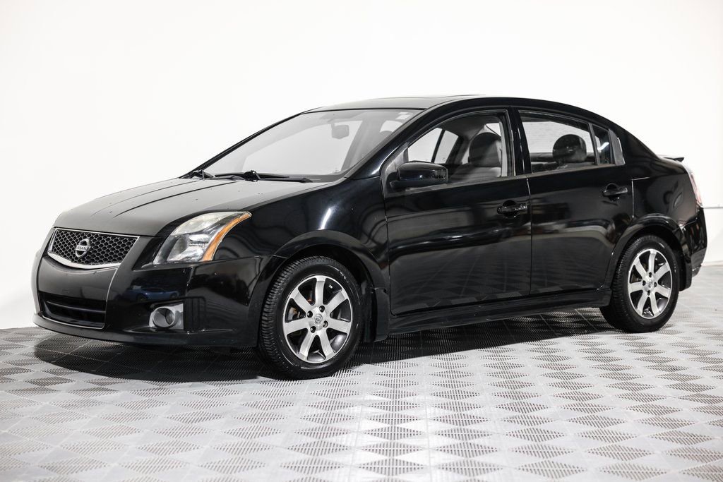 Used 2012 Nissan Sentra 2.0 SR w/ Special Edition Pkg FWD image 17