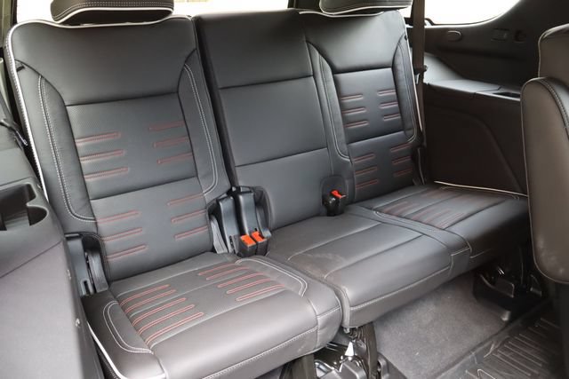 Used 2026 GMC Yukon AT4 Ultimate w/ LPO, Floor Liner Package AWD/4WD image 29
