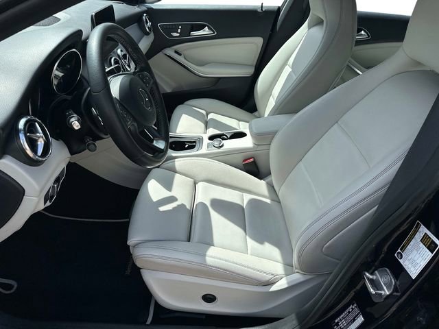 Used 2018 Mercedes-Benz CLA 250 4MATIC image 18