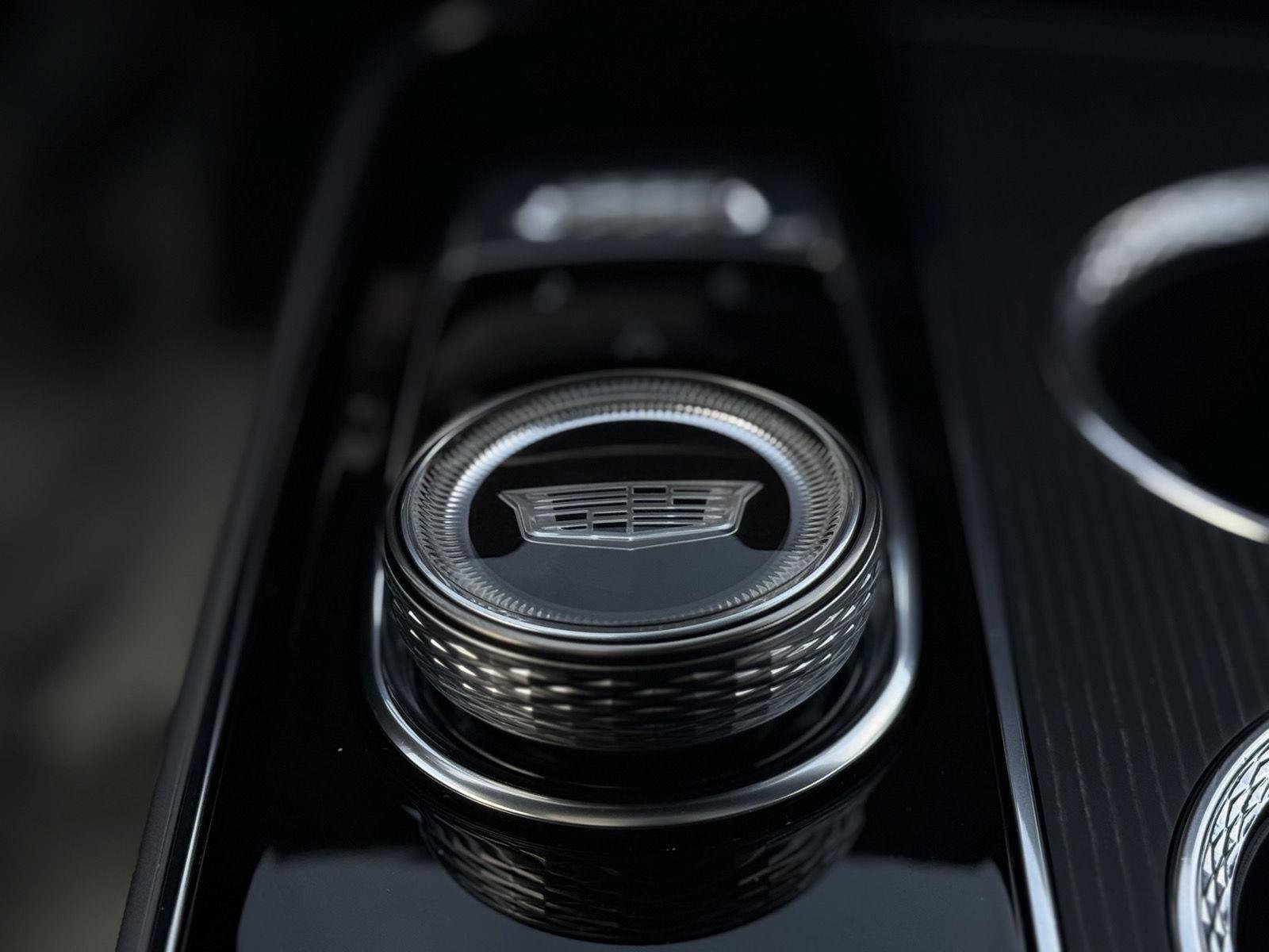 Certified 2025 Cadillac Lyriq Luxury image 11