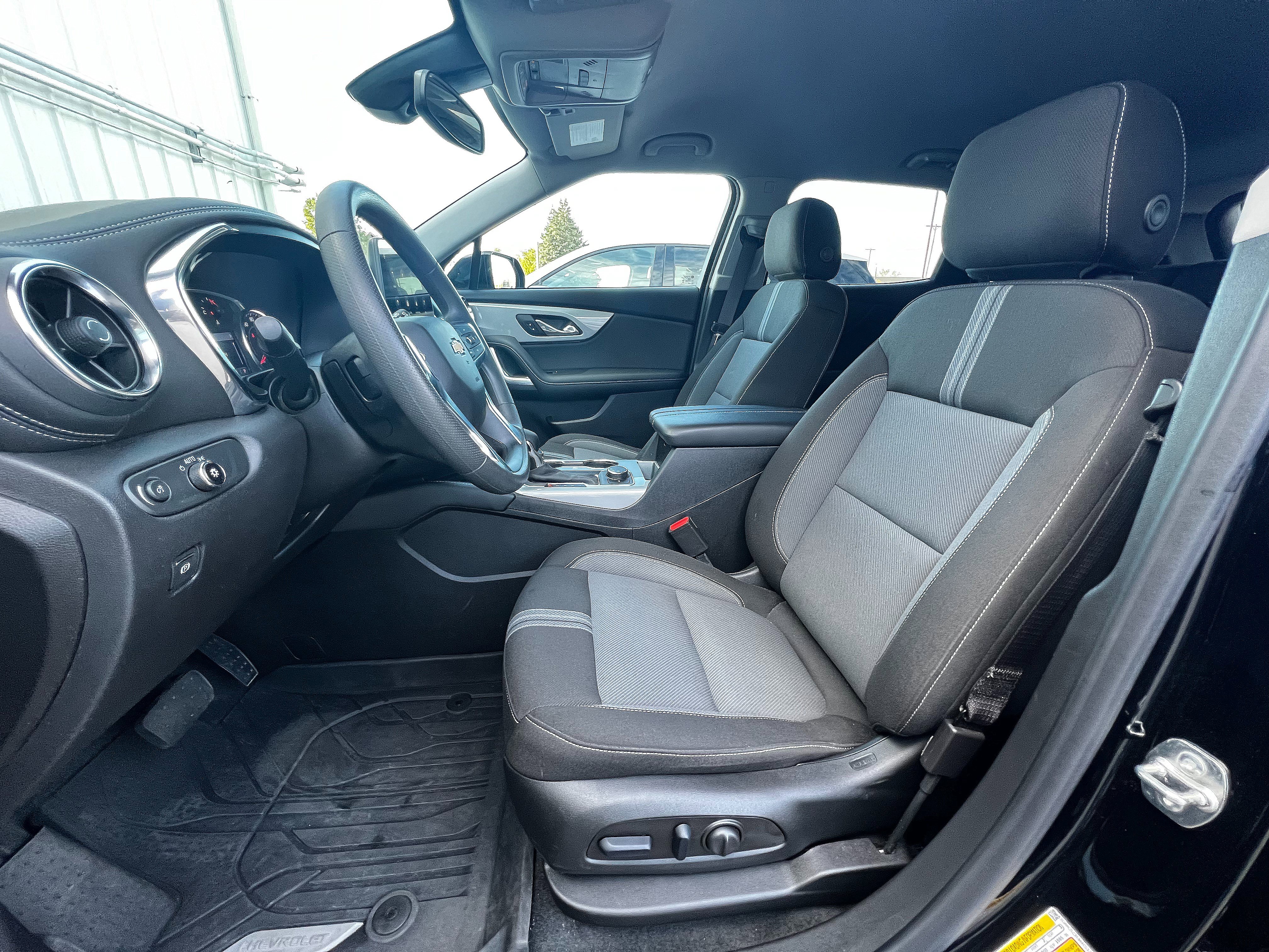 Used 2024 Chevrolet Blazer LT w/ Redline Edition image 13