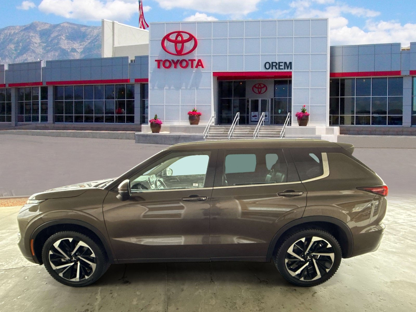 Used 2022 Mitsubishi Outlander SEL FWD image 7