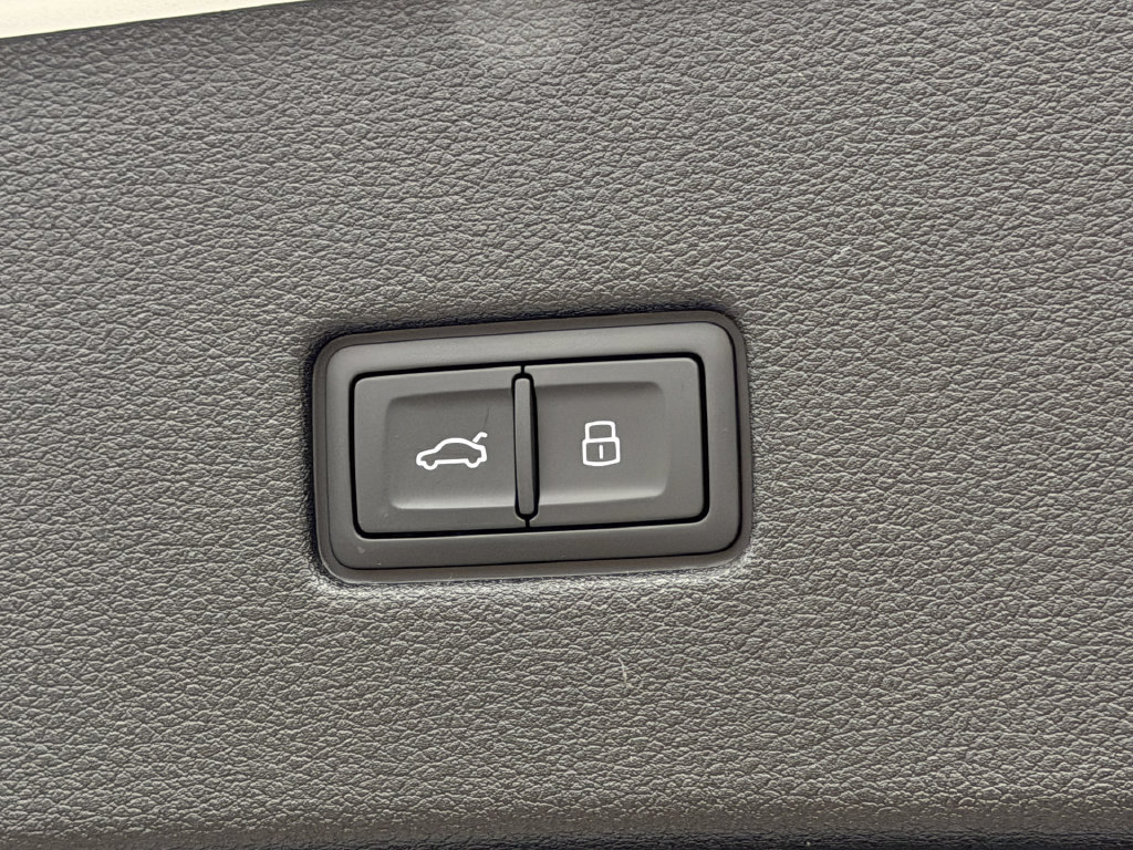 New 2027 Audi Q8 Premium Plus AWD/4WD image 14