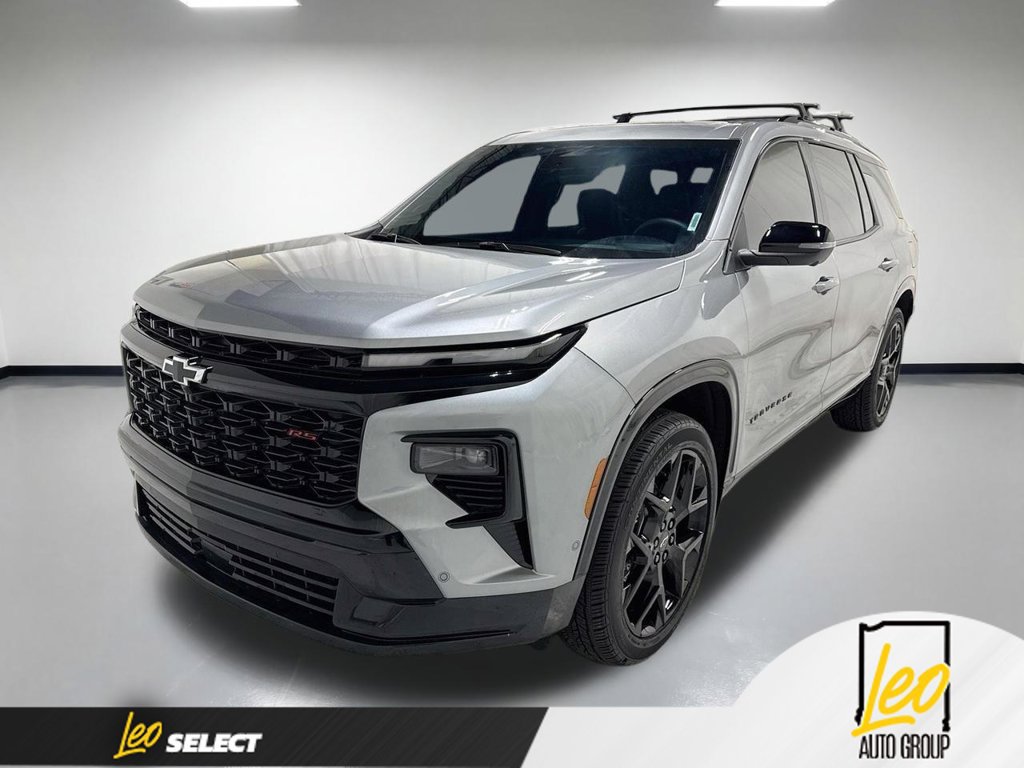 Used 2026 Chevrolet Traverse RS AWD/4WD image 1