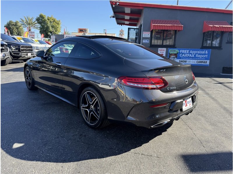 Used 2019 Mercedes-Benz C 300 Coupe image 4