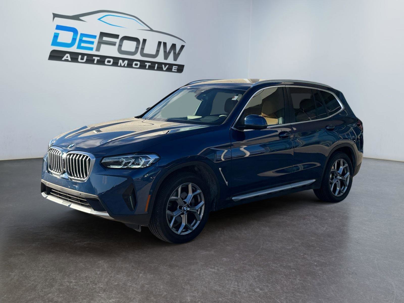 Used 2024 BMW X3 xDrive30i w/ Premium Package image 7
