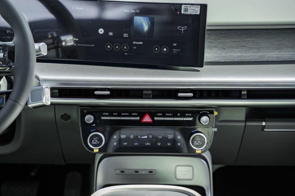 New 2026 Hyundai Ioniq 9 SEL image 19