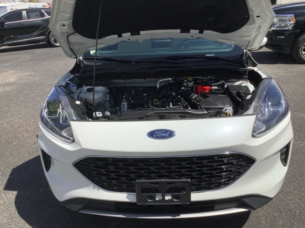 Used 2020 Ford Escape SE image 21