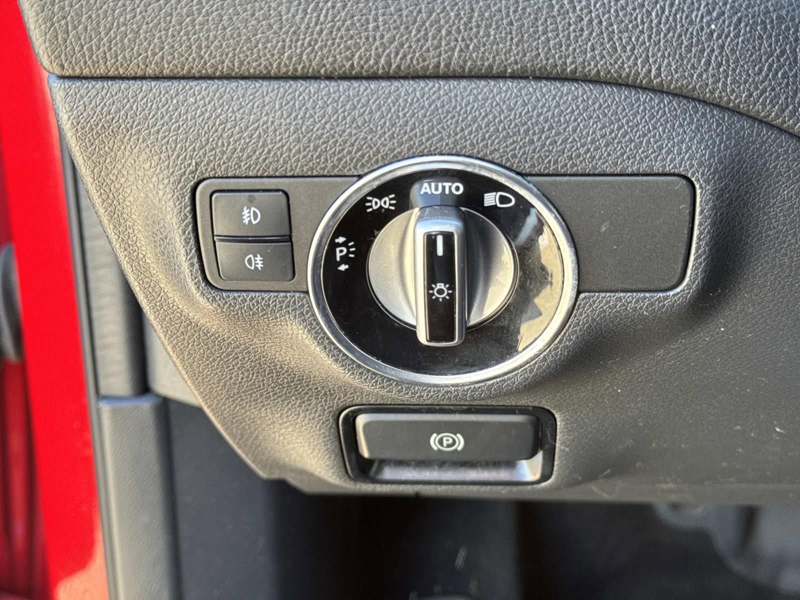 Used 2020 Mercedes-Benz GLA 250 4MATIC image 19