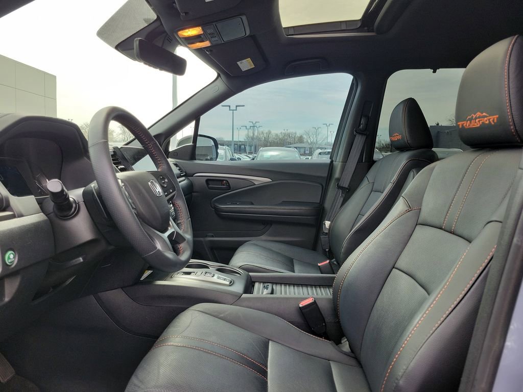 Used 2022 Honda Passport TrailSport image 17