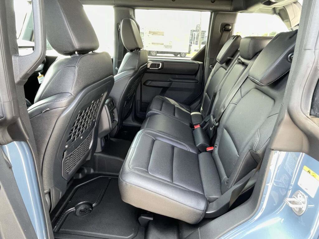 New 2025 Ford Bronco Badlands w/ Sasquatch Package AWD/4WD image 19