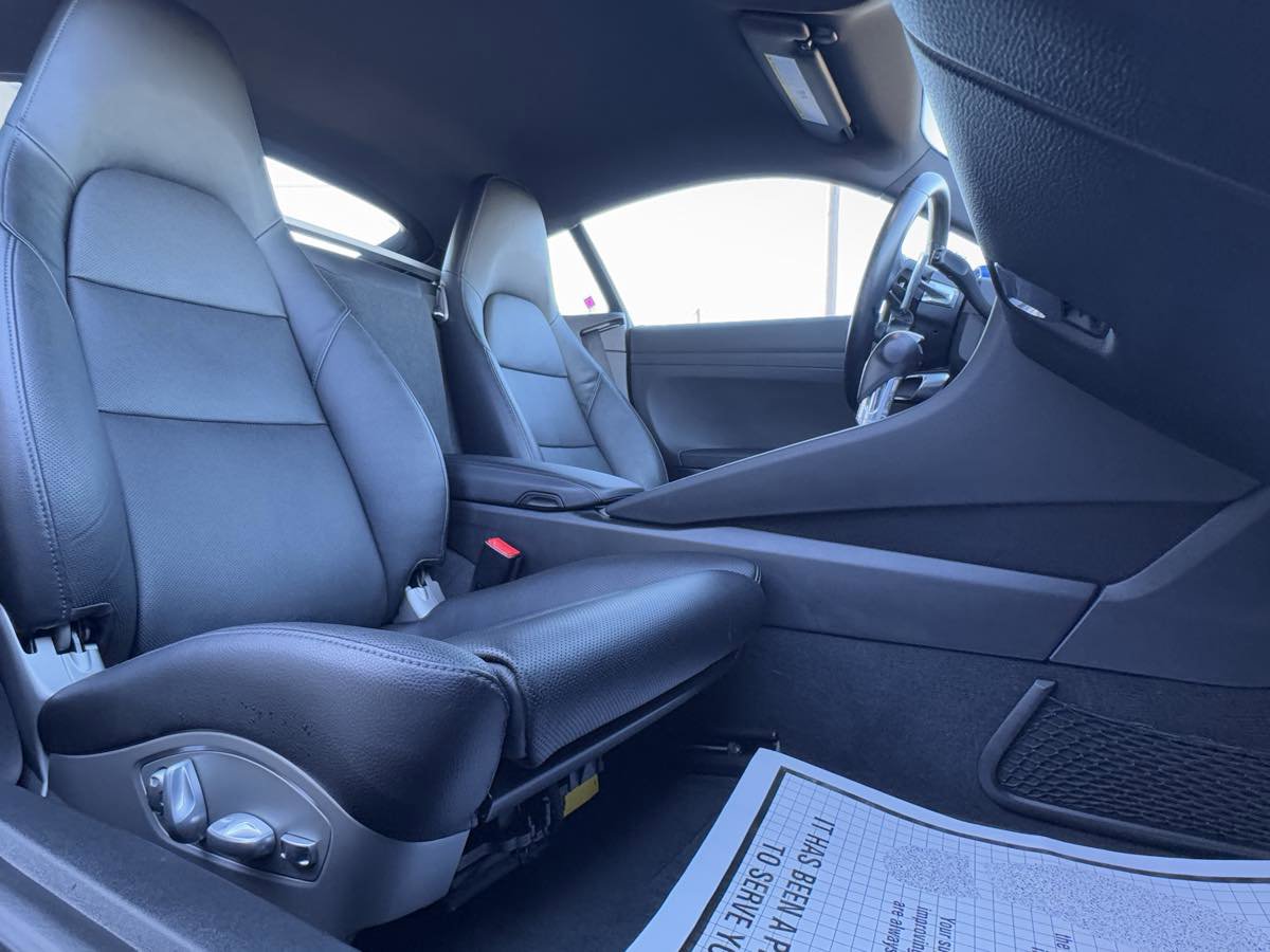 Used 2018 Porsche 718 Cayman S image 38