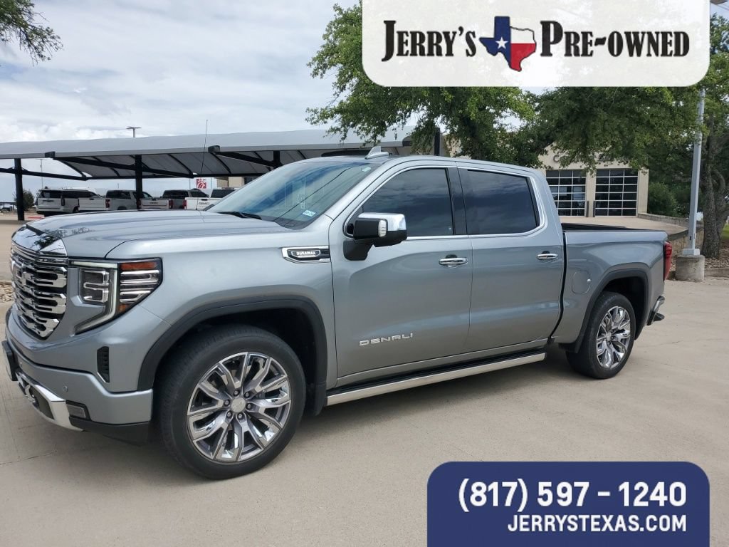 Used 2023 GMC Sierra 1500 Denali w/ Denali Reserve Package AWD/4WD image 1