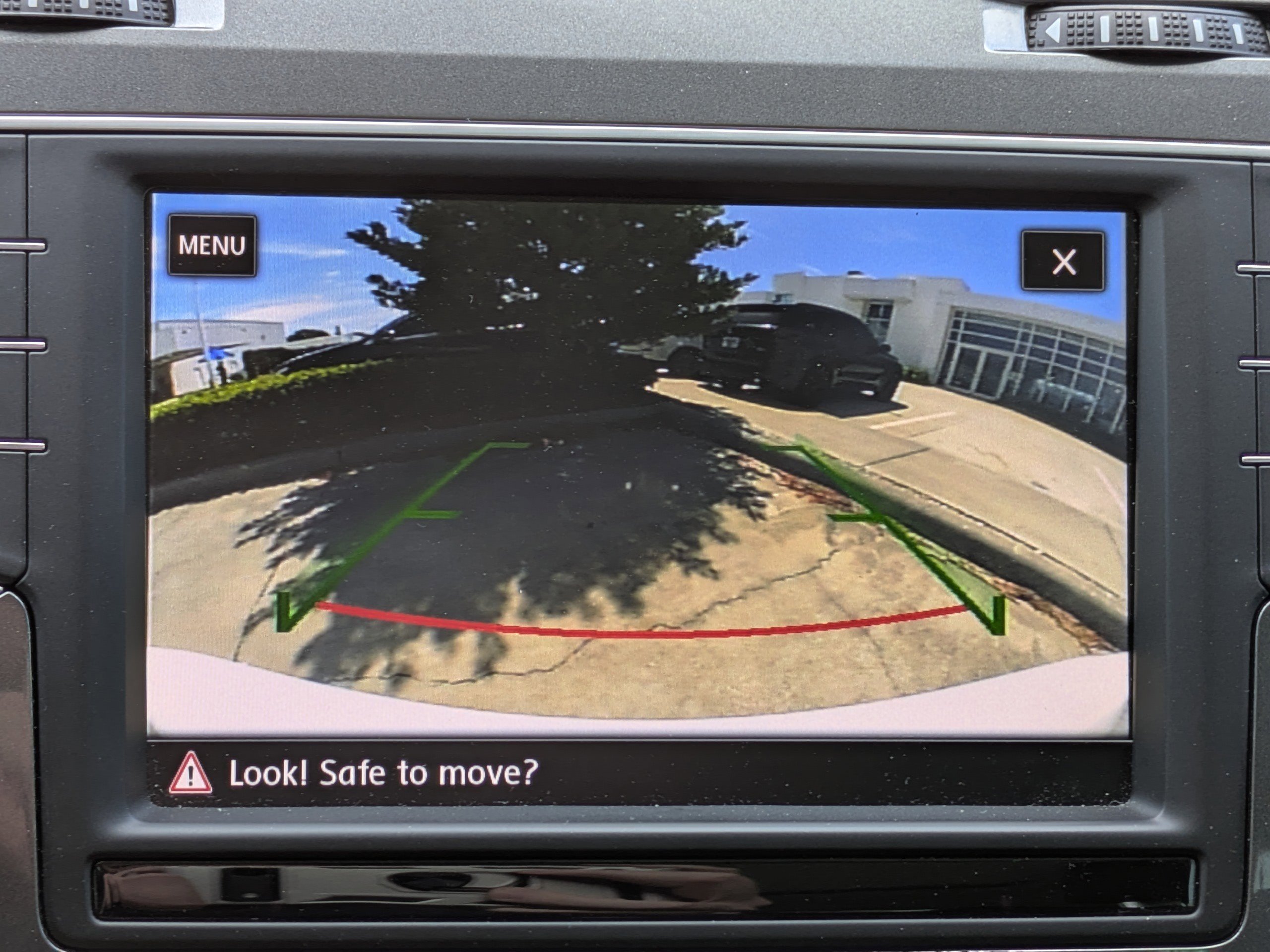 Used 2017 Volkswagen Golf Alltrack SEL image 22