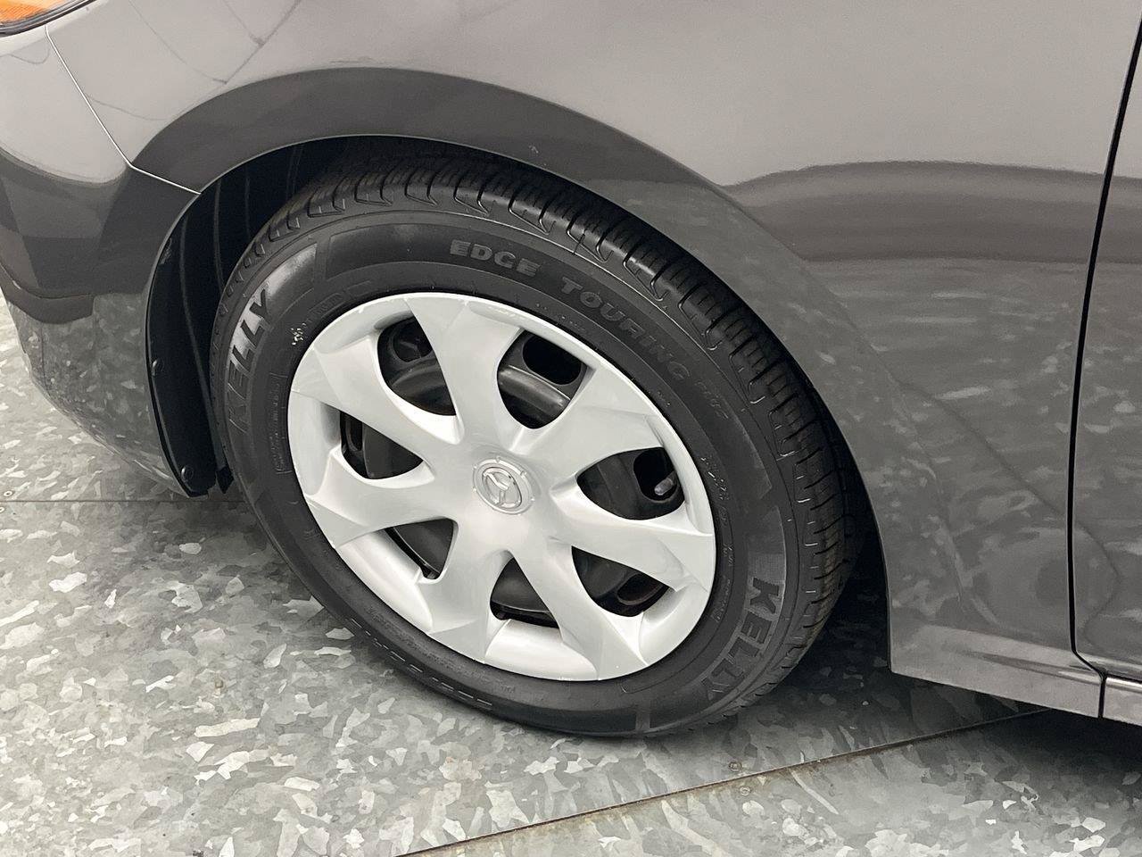 Used 2017 MAZDA MAZDA3 Sport FWD image 25